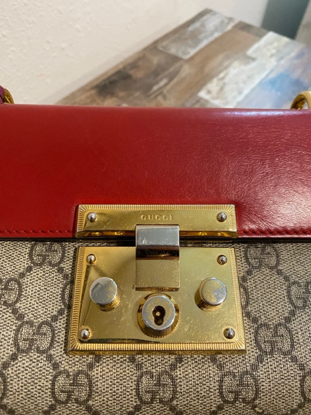 Gucci Red Leather Top Flap GG Canvas Chain Shoulder Bag - Picture 2 of 16